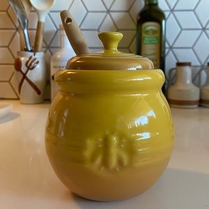 Le Creuset Honey Pot